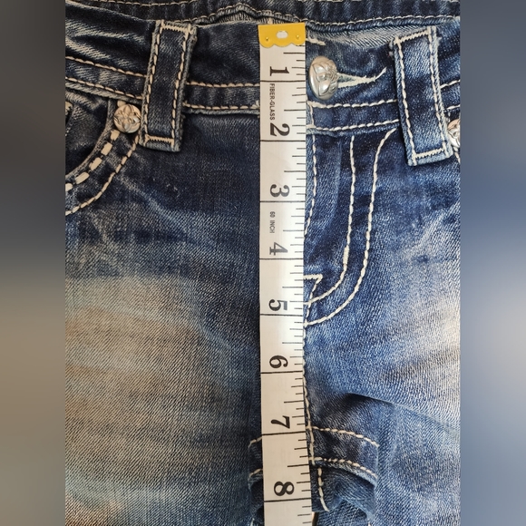 Miss Me Jean's - Picture 6 of 10